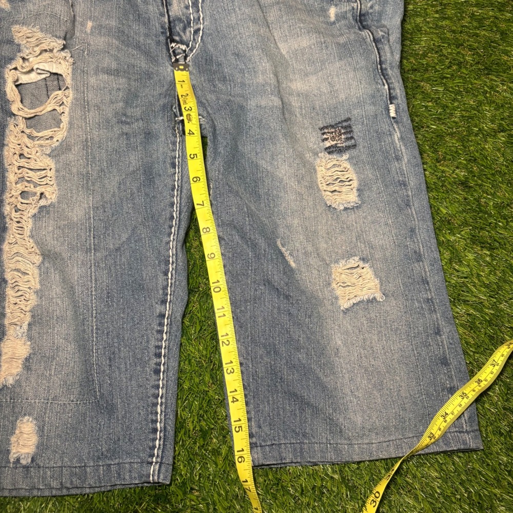 True Religion Mens Distressed Denim Shorts Light Wash Big T Stitch Blue Size 36 - Picture 9 of 15